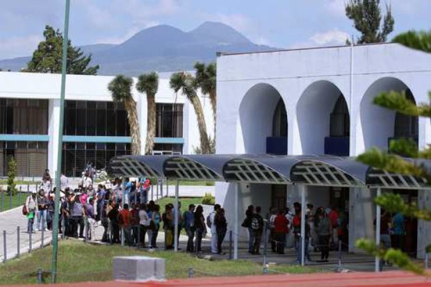 Paralizan Universidad Michoacana 